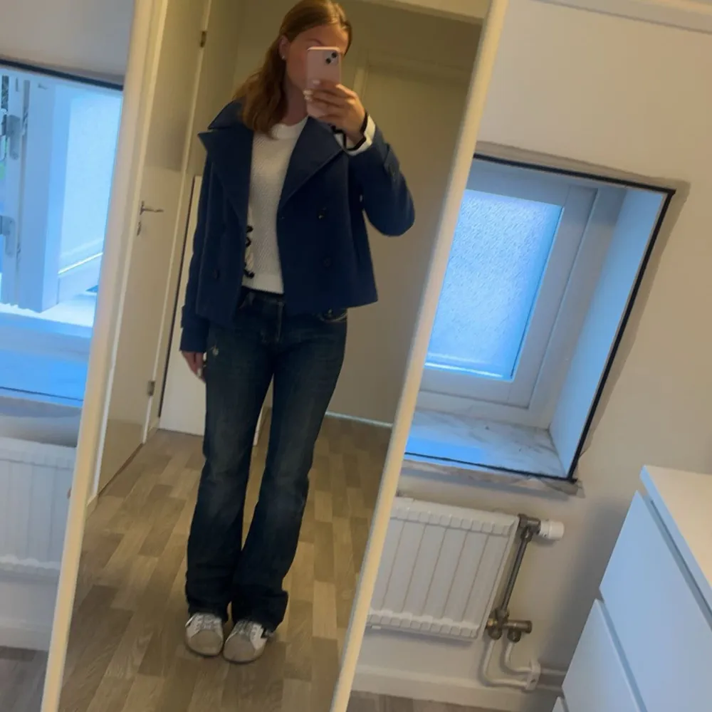 Skit snygga vintage och lågmidjade diesel jeans 💕. Jeans & Byxor.