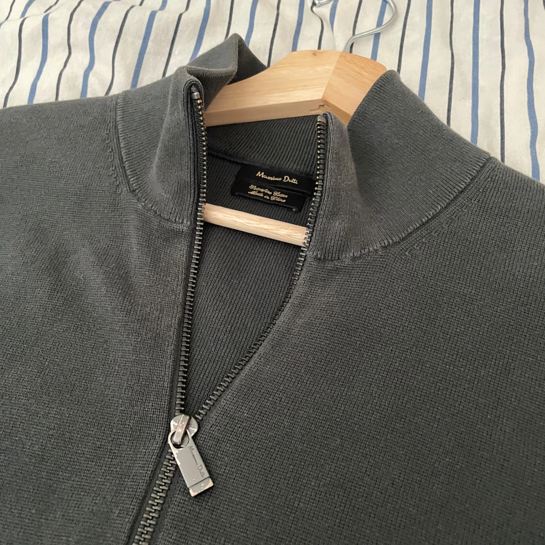 Massimo dutti zipup  - 90