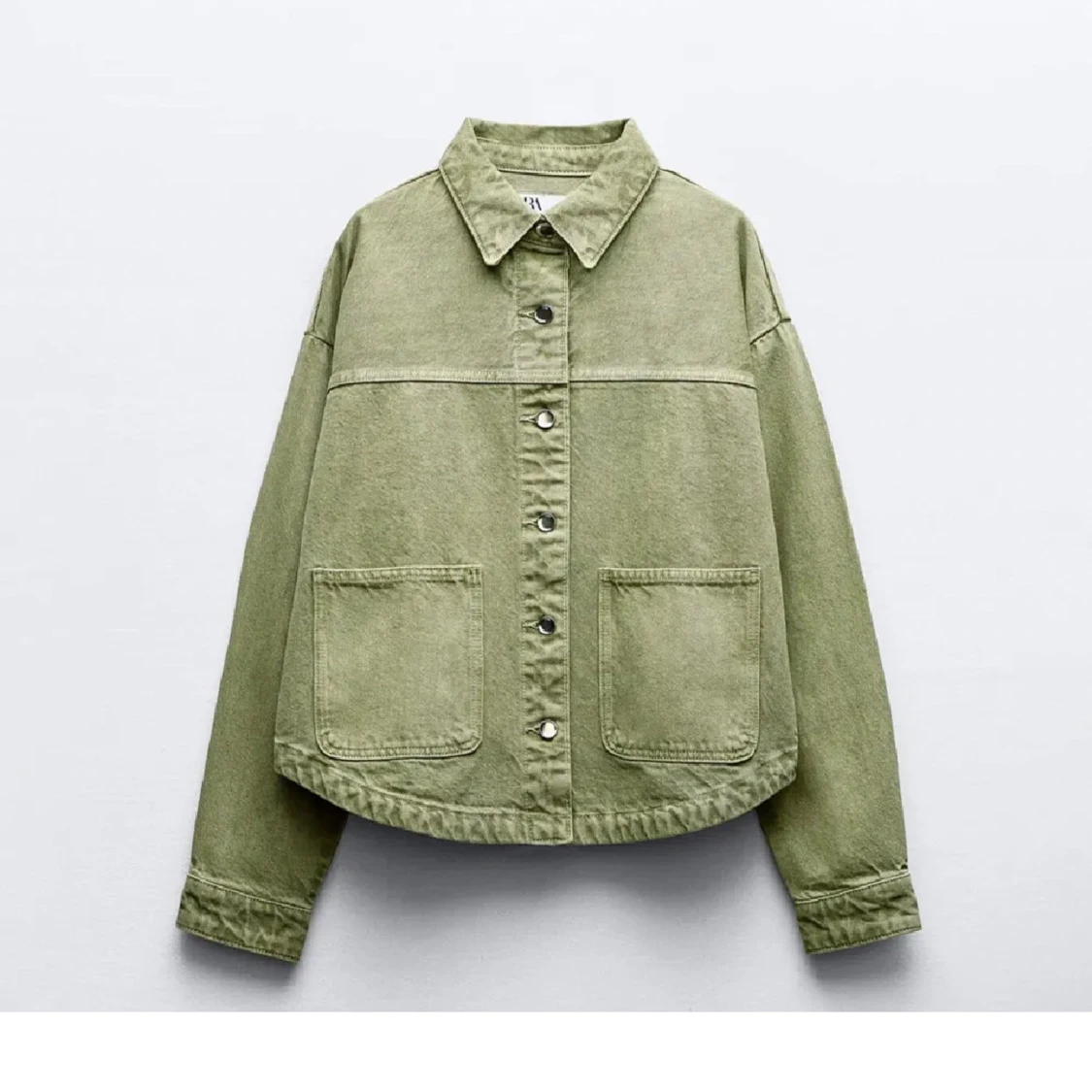 Grön jeansjacka från Zara