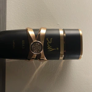 Lattafa asad - Nice parfym 95/100 ml luktar gott och är stark