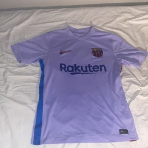 Barcelona tröja  - Herr s. I bra skick som på bilderna 