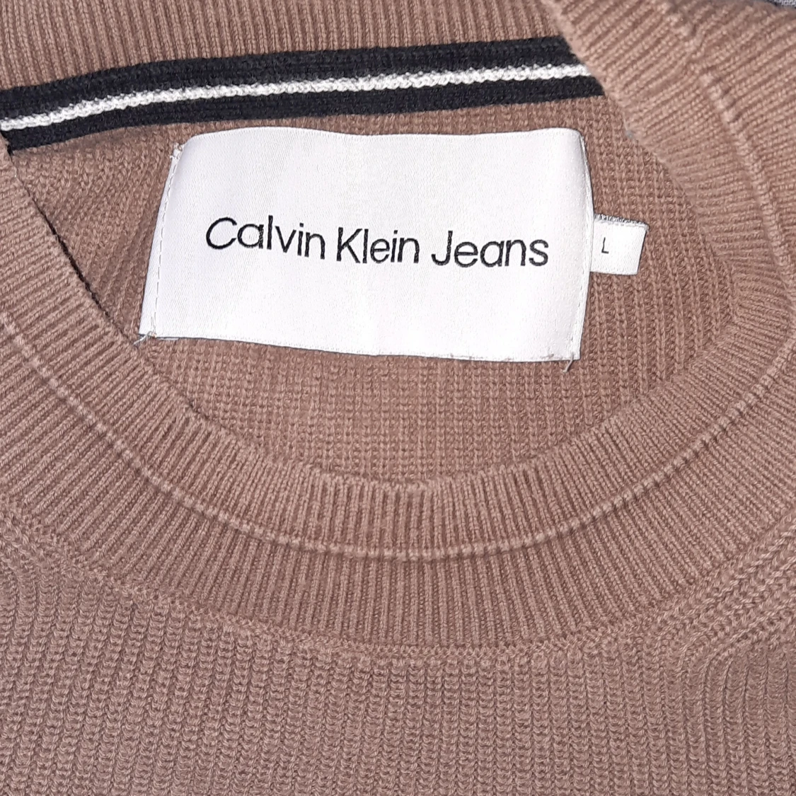 Beige tröja från Calvin Klein Jeans - 90