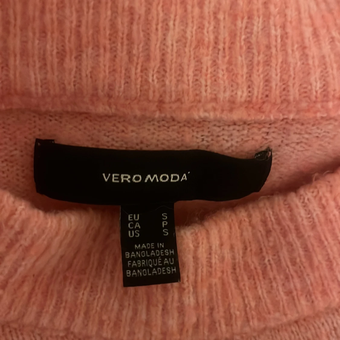 Rosa tröja från Vero Moda - 90