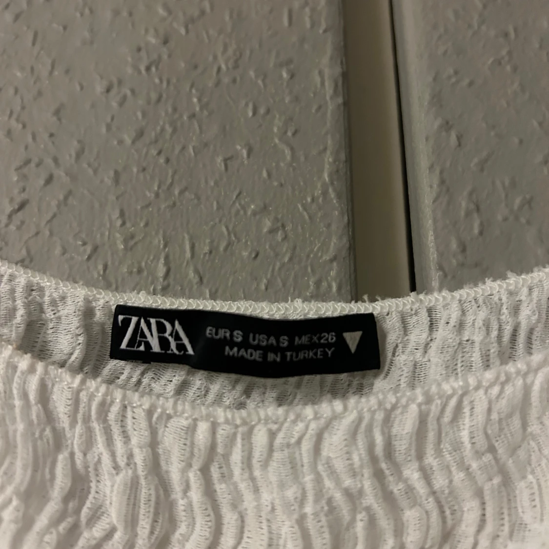 Vit topp från Zara - 90