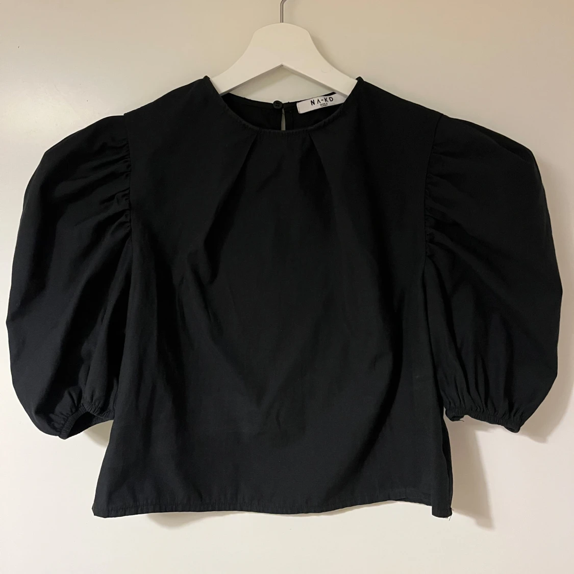 Svart blus från NA-KD