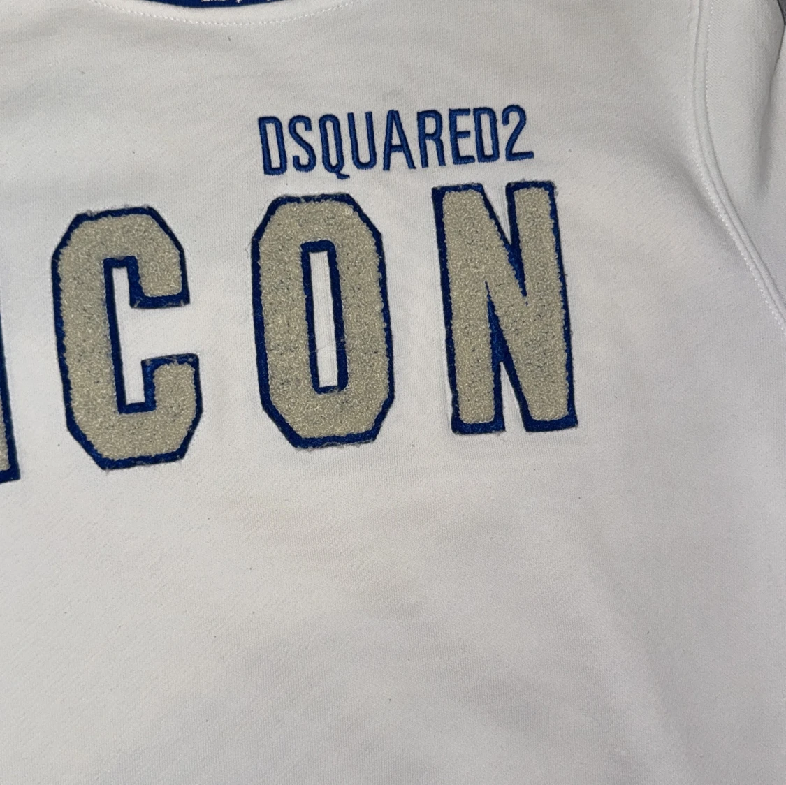 Vit sweatshirt från Dsquared2 - 90