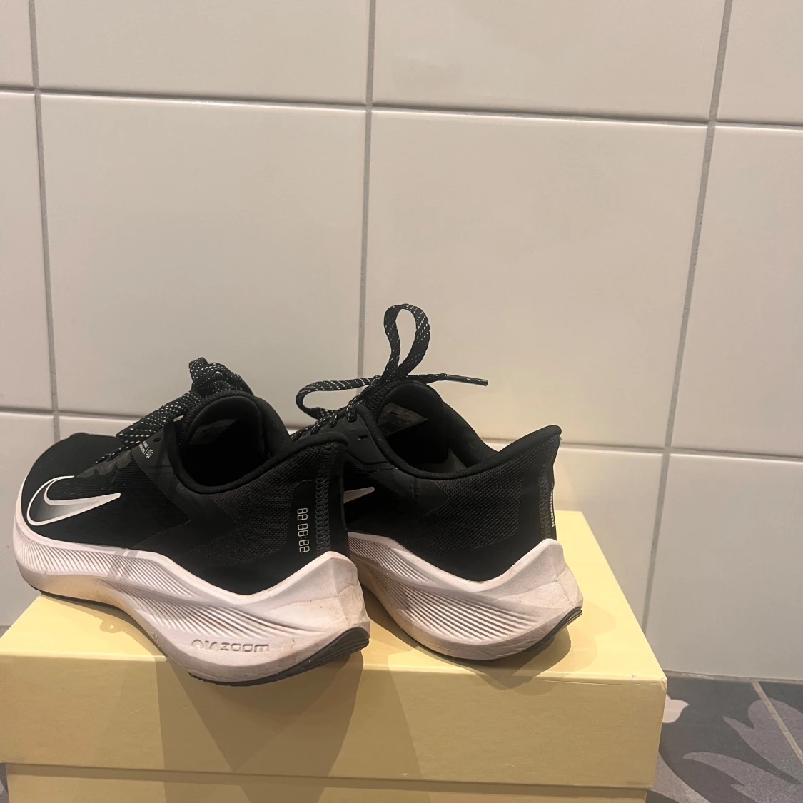 NIKE Träningsskor - 91