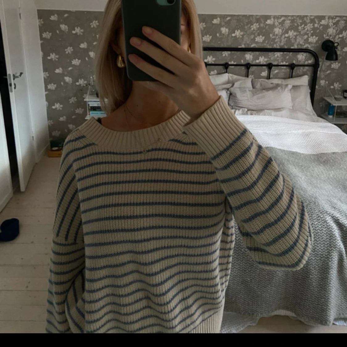 Randig beige och blå tröja från Lexington