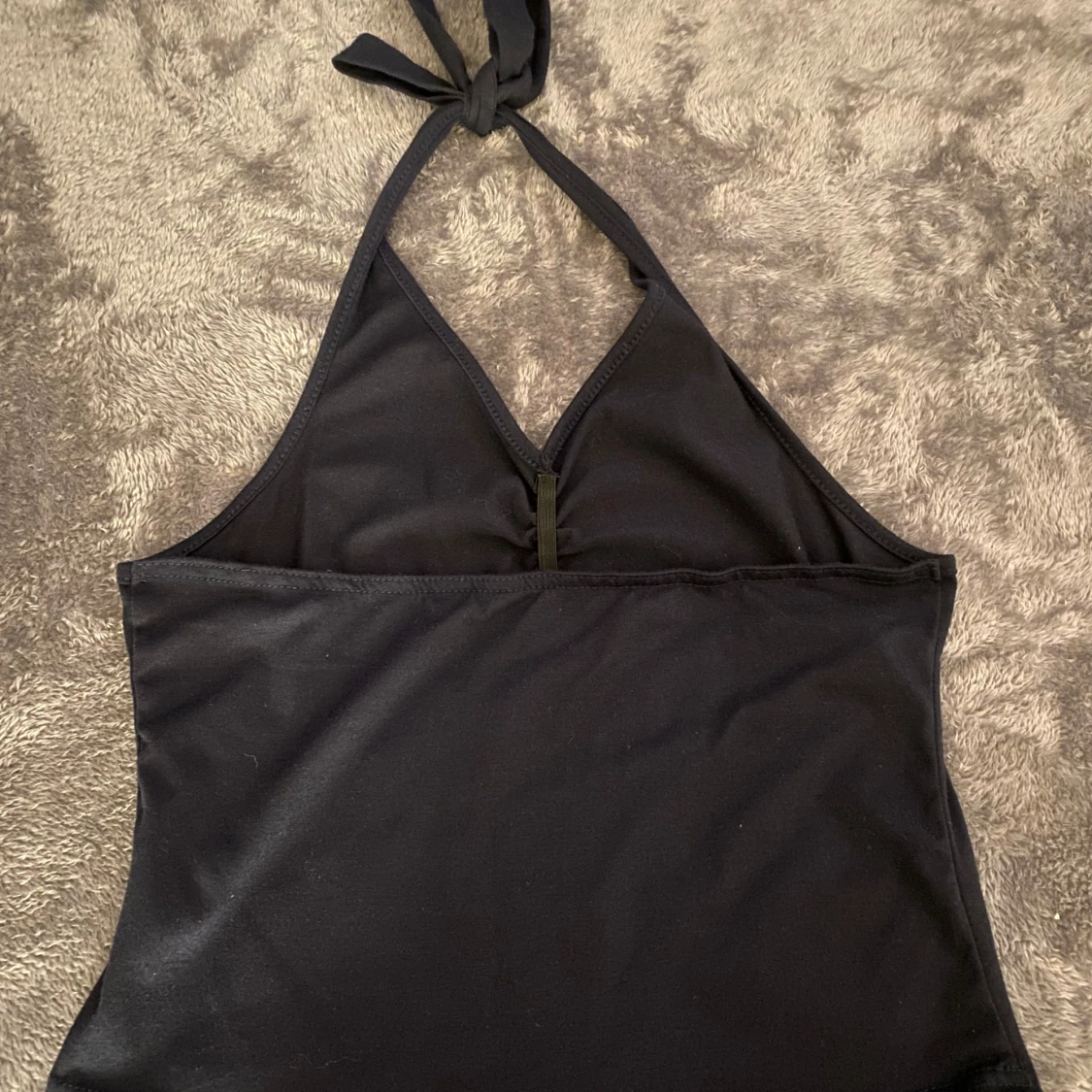 Svart halterneck topp med paljetter - 1