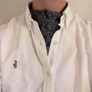 Grå/mörkblå Scarf - Grå/mörkblå Scarf 199kr