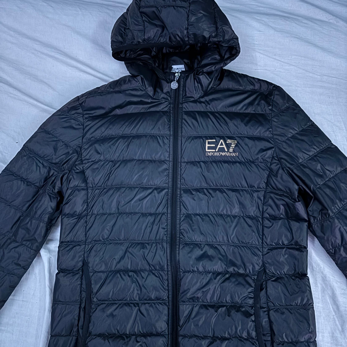 Svart pufferjacka från Emporio Armani
