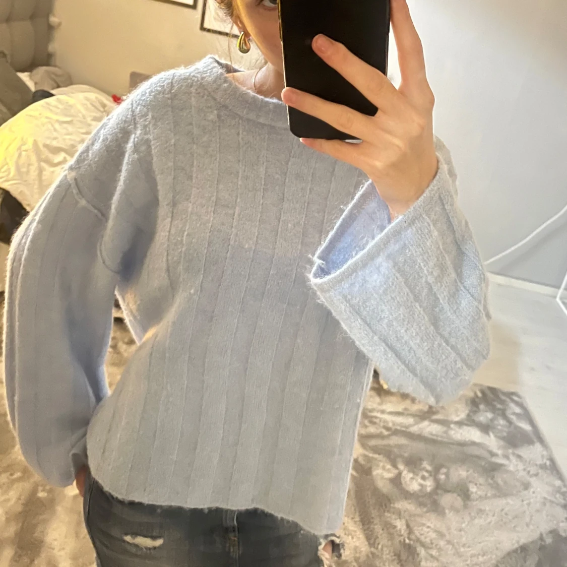 Ljusblå stickad tröja - 1