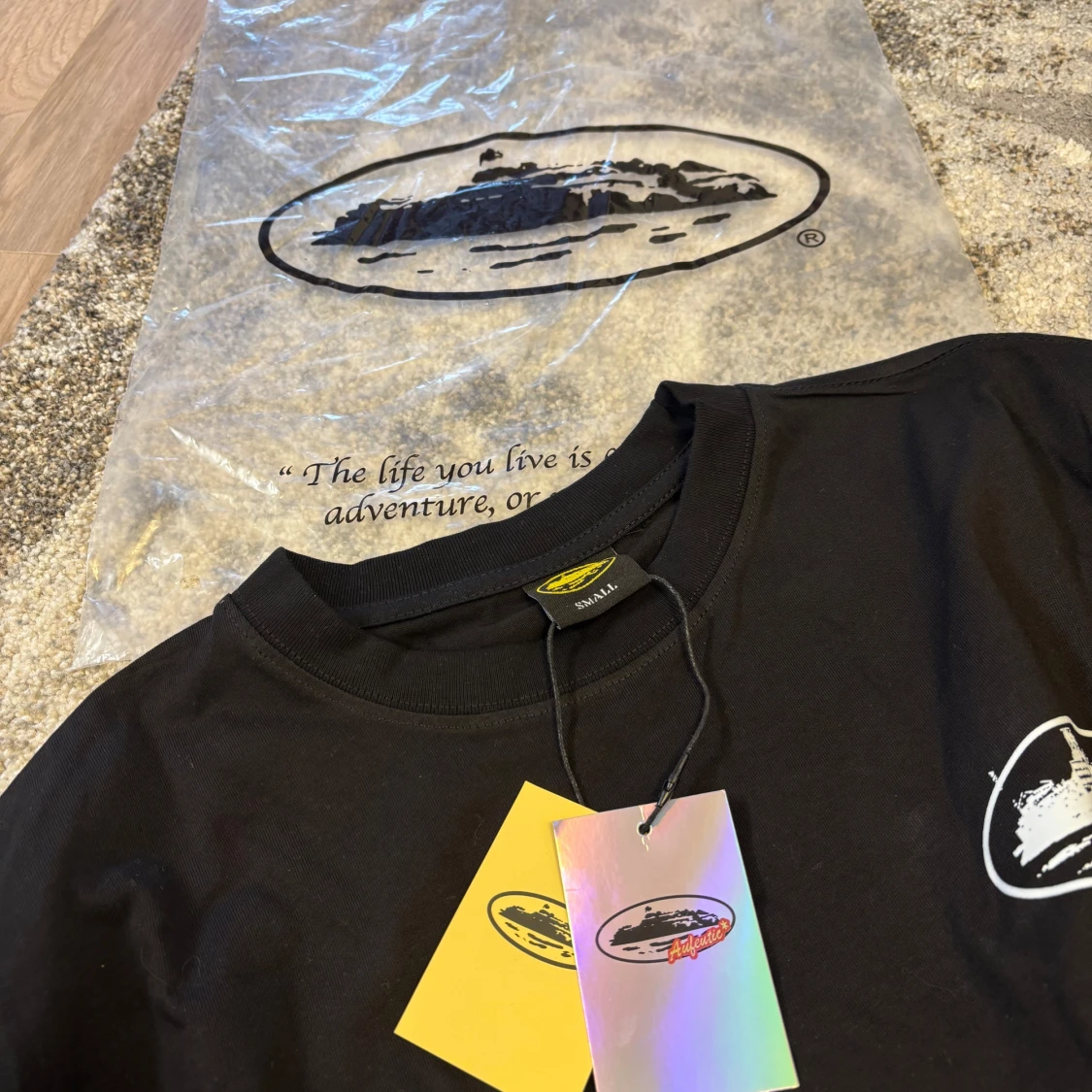 Svart t-shirt från Nike och Corteiz