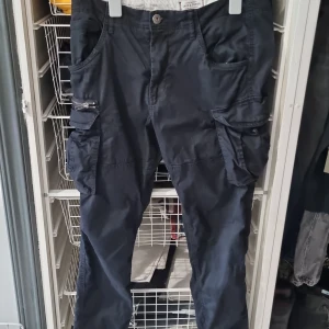 Cargo byxor - Aldrig använda