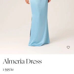 Adoore klänning - Almeria Maxi dress Yellow Superfin helt ny adoore klänning. Lapparna kvar, endast testad.