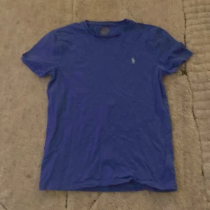 Ralph lauren tröja - Tröjan är i fint skick.