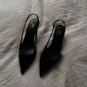 Klackskor - Klackskor från Zara 🖤 använd ett få tal gånger, Köparen står för frakten