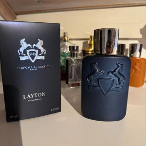 Parfums de marly Layton - 125ml Endast sprutat 3-4 sprut Nypris 3000kr  