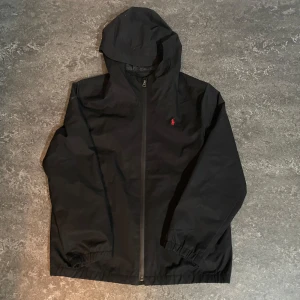 Ralph lauren windbreaker - Strlk 158/164 Skicka 9/10 inga slitningar
