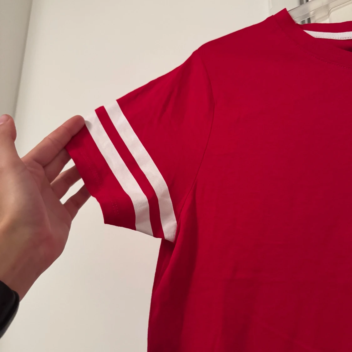 Röd T-shirt från New Yorker  - 1