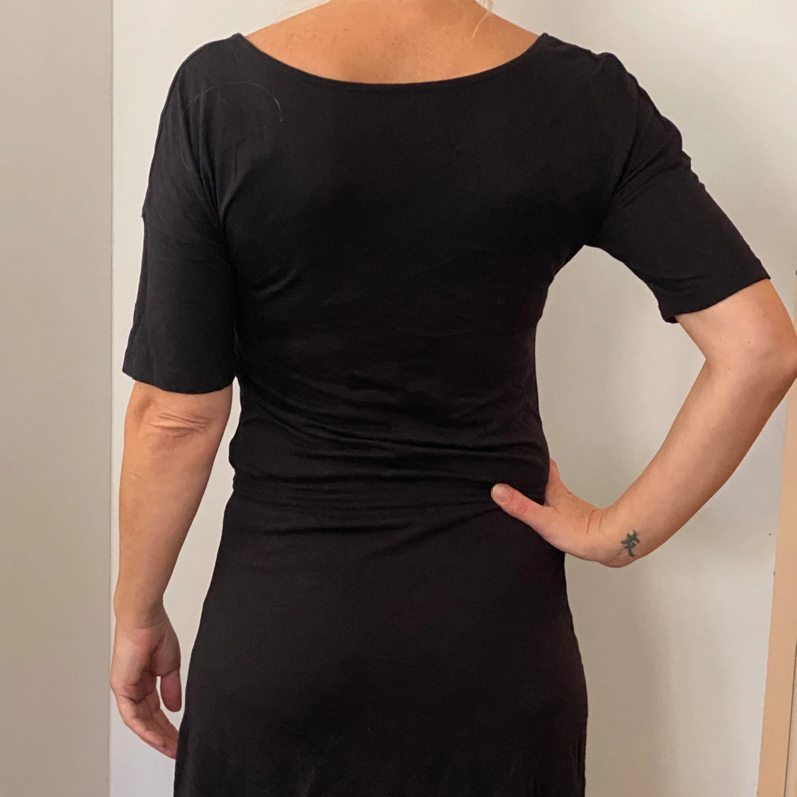 Svart klänning från 157 - 90