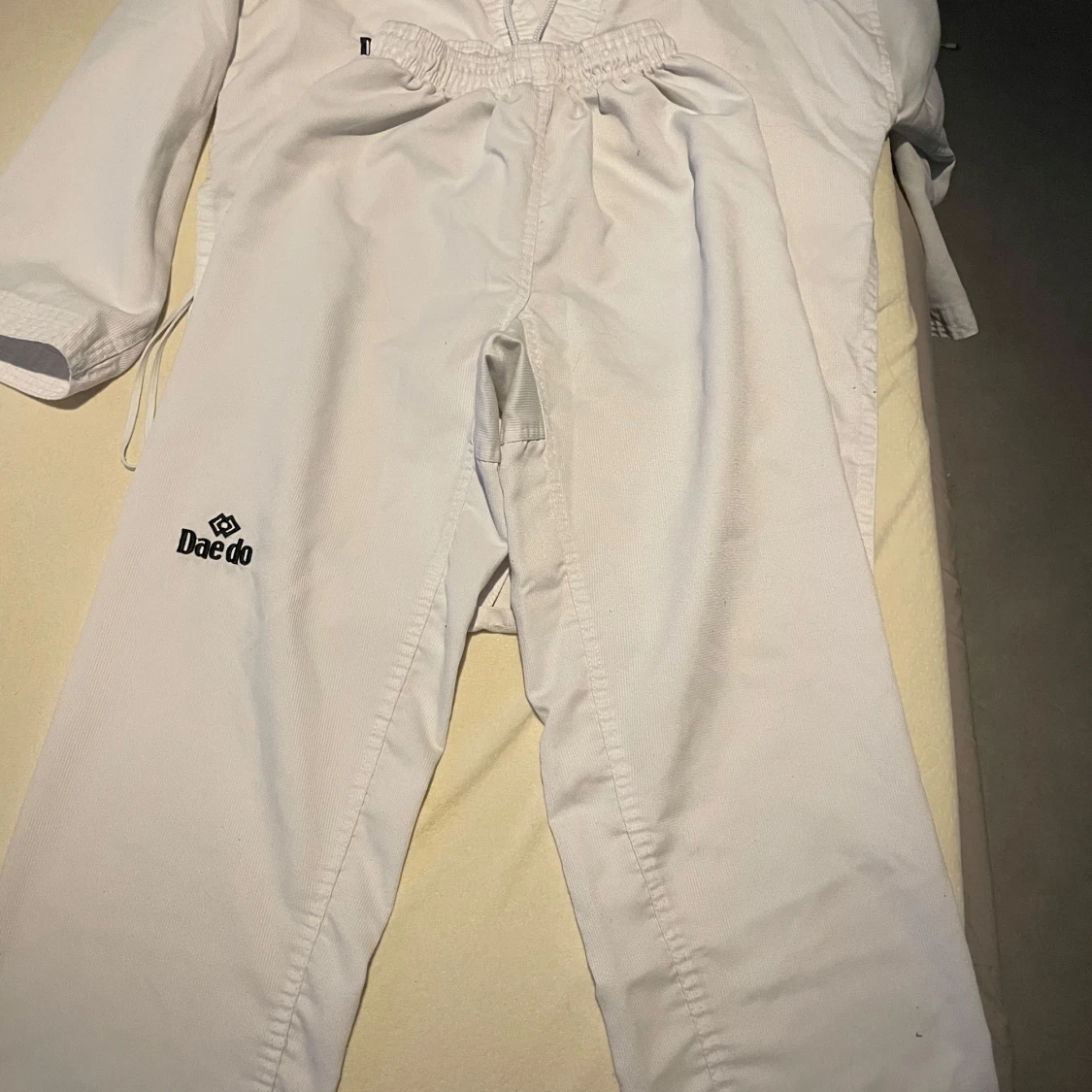 Taekwondo dräkt med byxor - 91