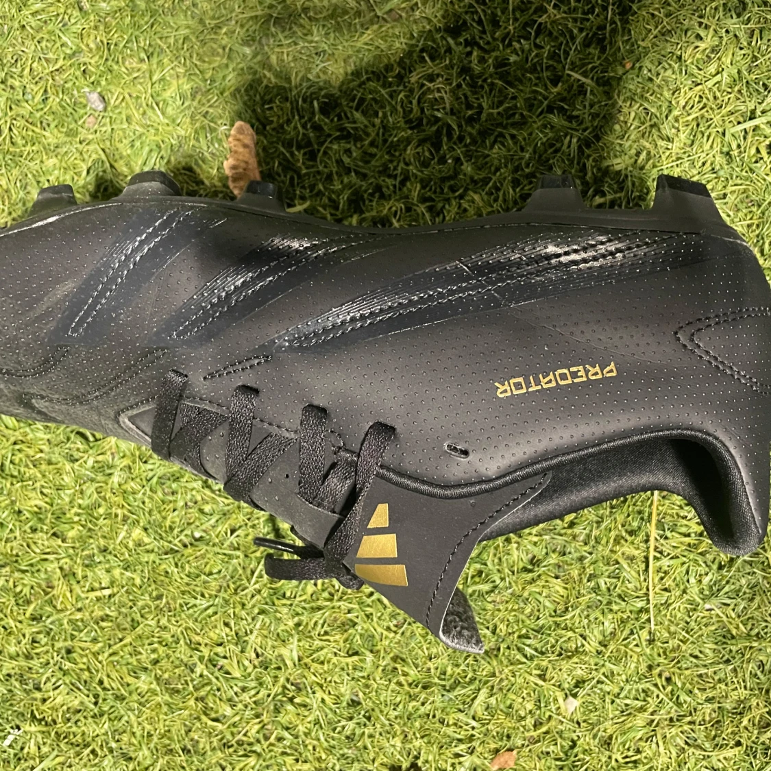 Svarta Fotbolls skor - 91