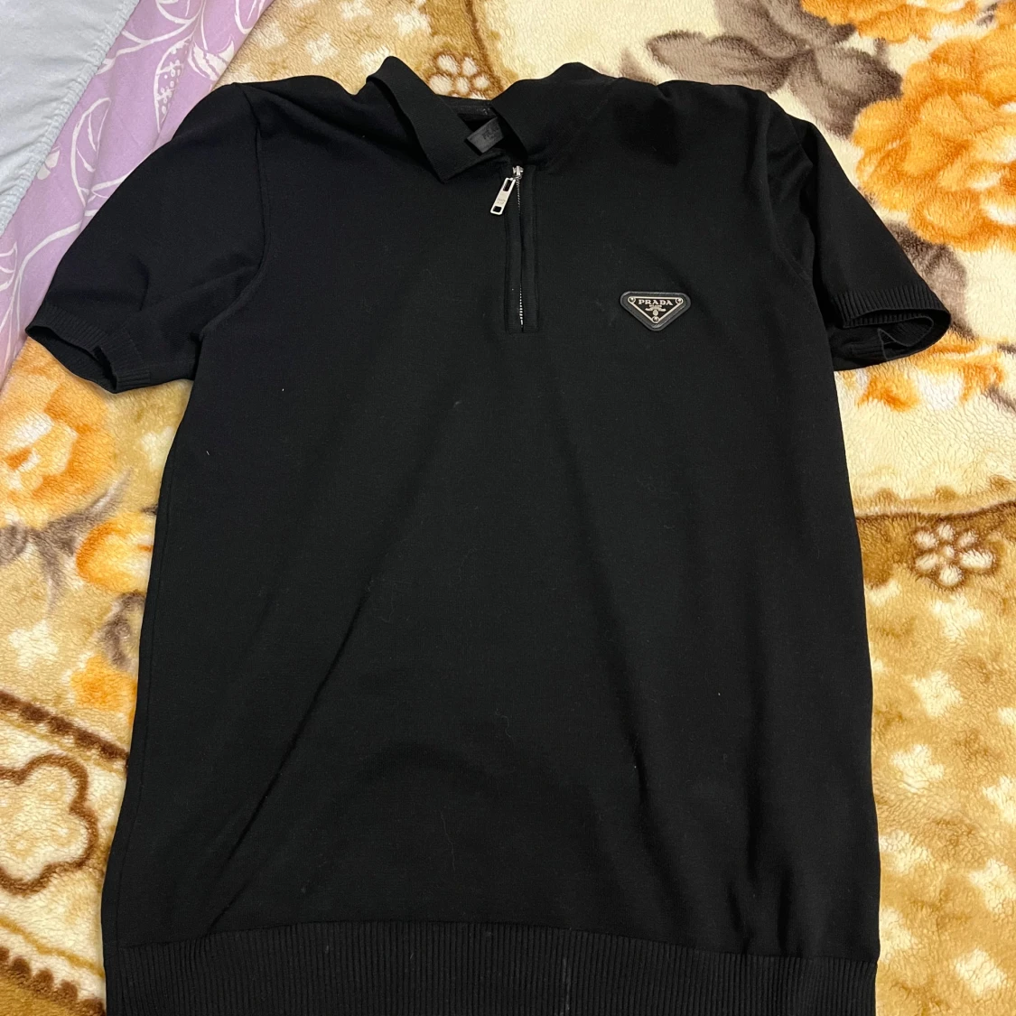 Prada t shirt  - 90
