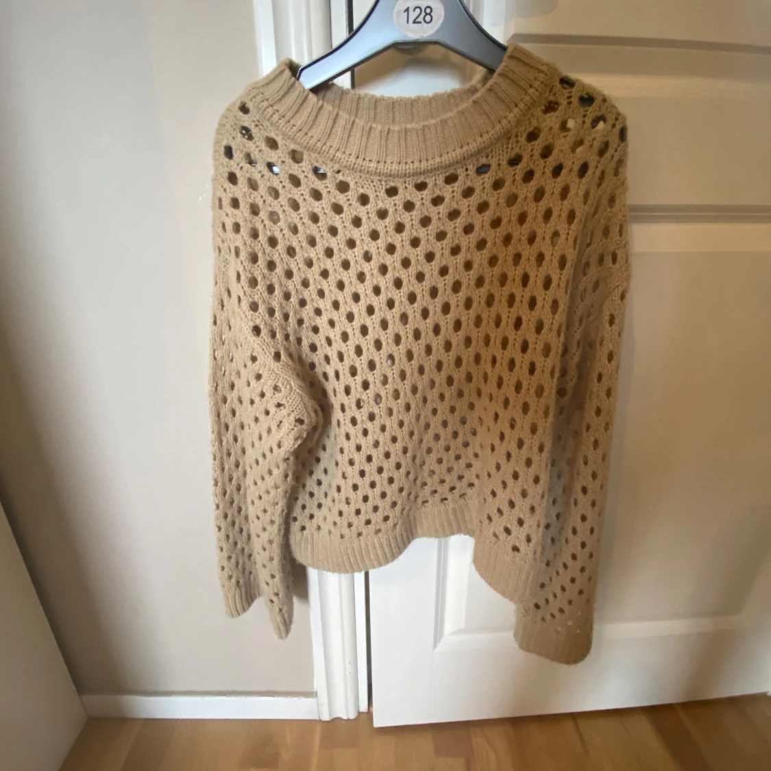 Stickad tröja - 2