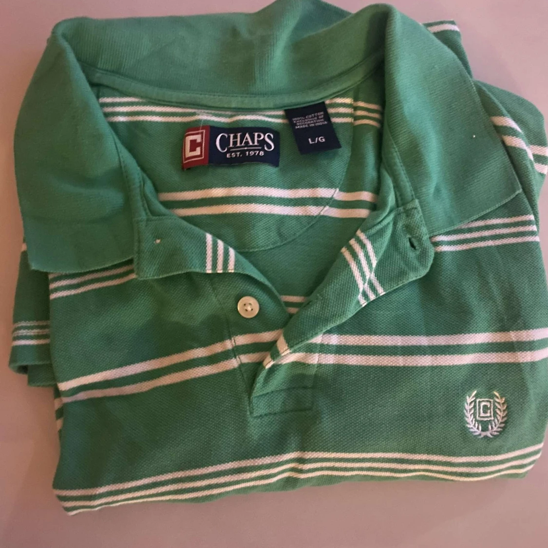 Grön randig pikétröja från Chaps