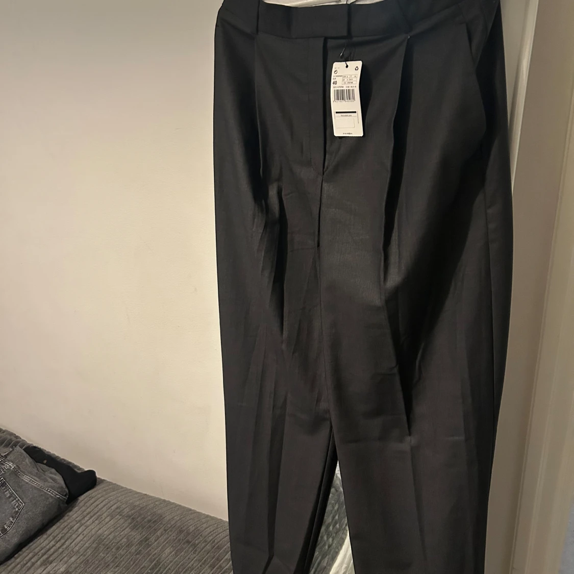 Svarta Mango  kostymbyxor - 1