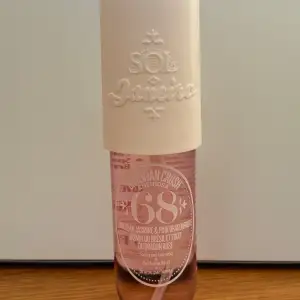 Säljer denna helt nya sol de janerio parfymen, 90ml🌟