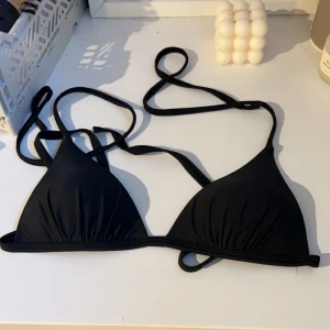 Bikini överdel - Använder inte längre då den är för liten🫶🏼