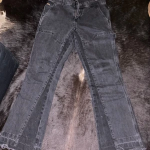 Eightyfive bootcut jeans - Otroligt snygga jeans med as nice passform! 