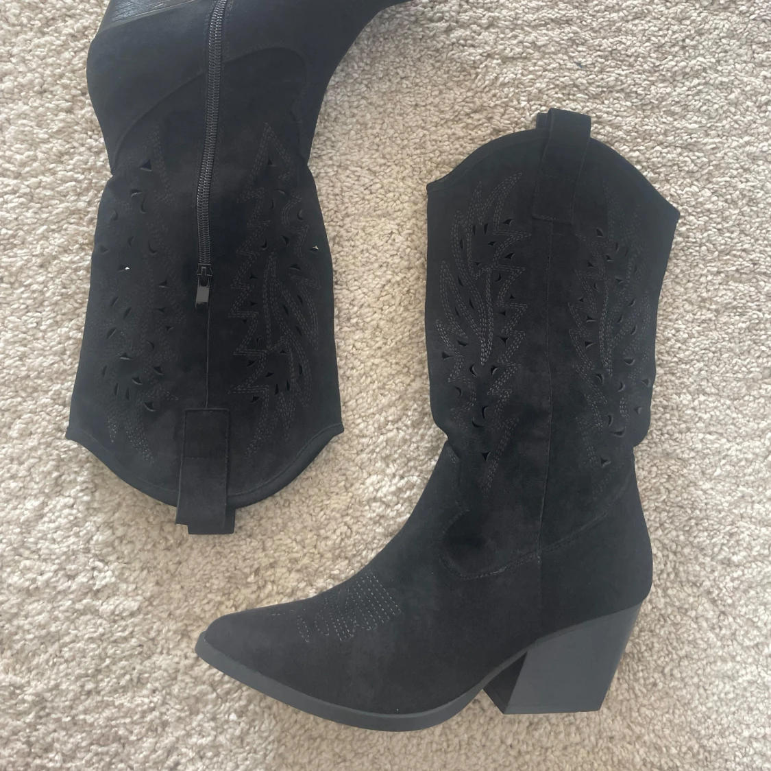 Svarta cowboyboots  - 90