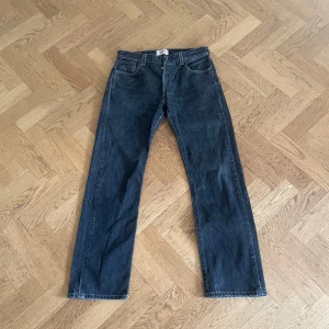 Levis 501 - Storlek 30/30, fint skick säljer då de inte passar mig