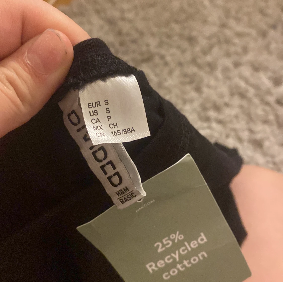 Helt nya tröjor säljer båda Tsm för 50kr🫶🏻 - 92