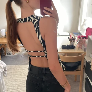 Topp - Från zara, aldrig använd 🥰