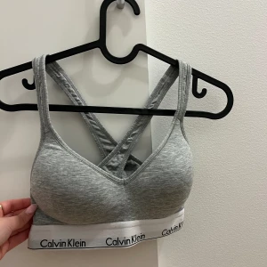 Calvin klein bh - Calvin klein bh i helt fint skick. 