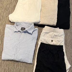 Linnekläder - Säljer 3 linnebyxor, 2 linne shorts, 1 linneskjorta. Mycket sparsamt använda kläder.