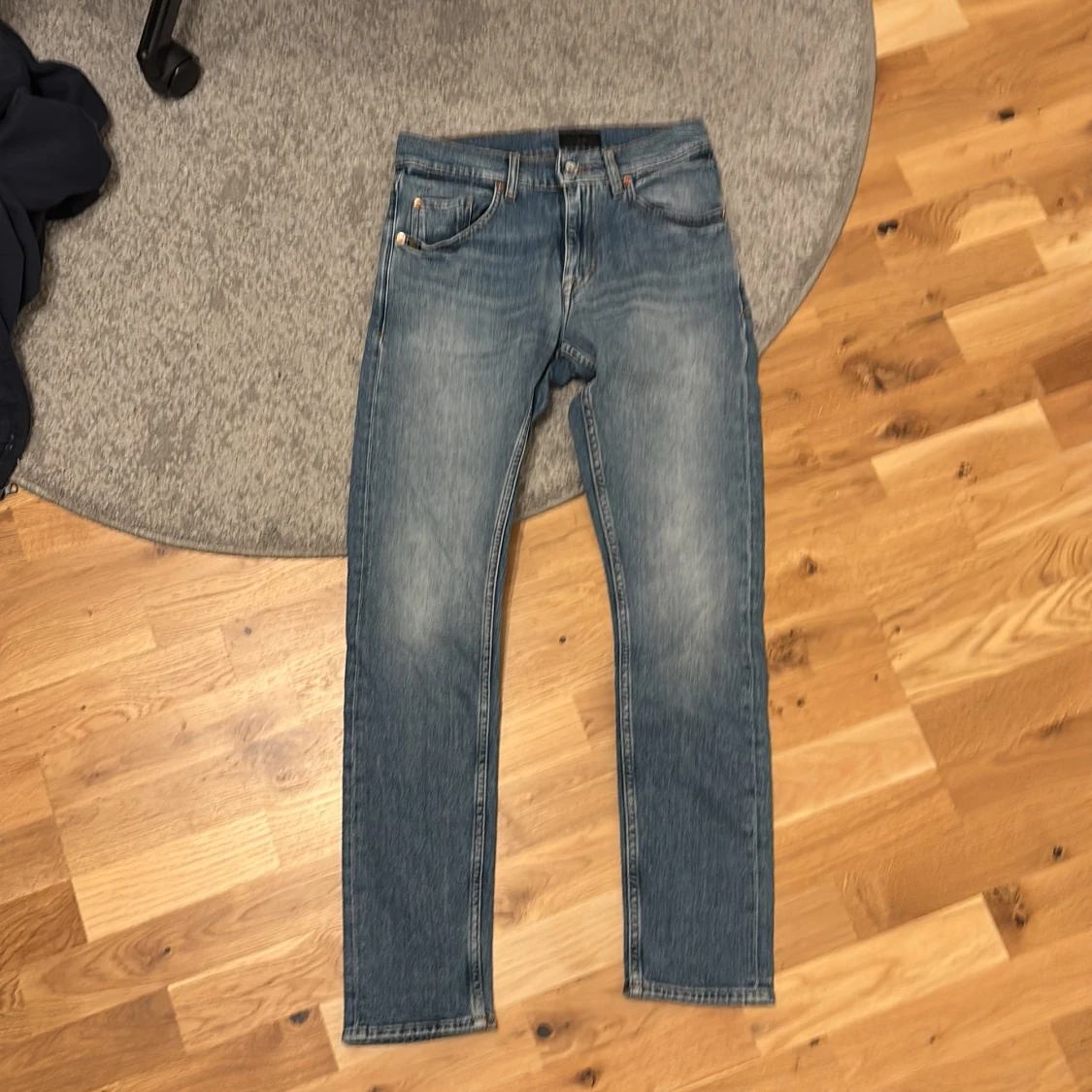 Blå jeans från Tiger of Sweden - 90