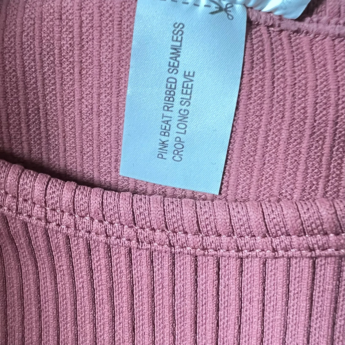 Rosa ribbad crop top - Aim'n - 3