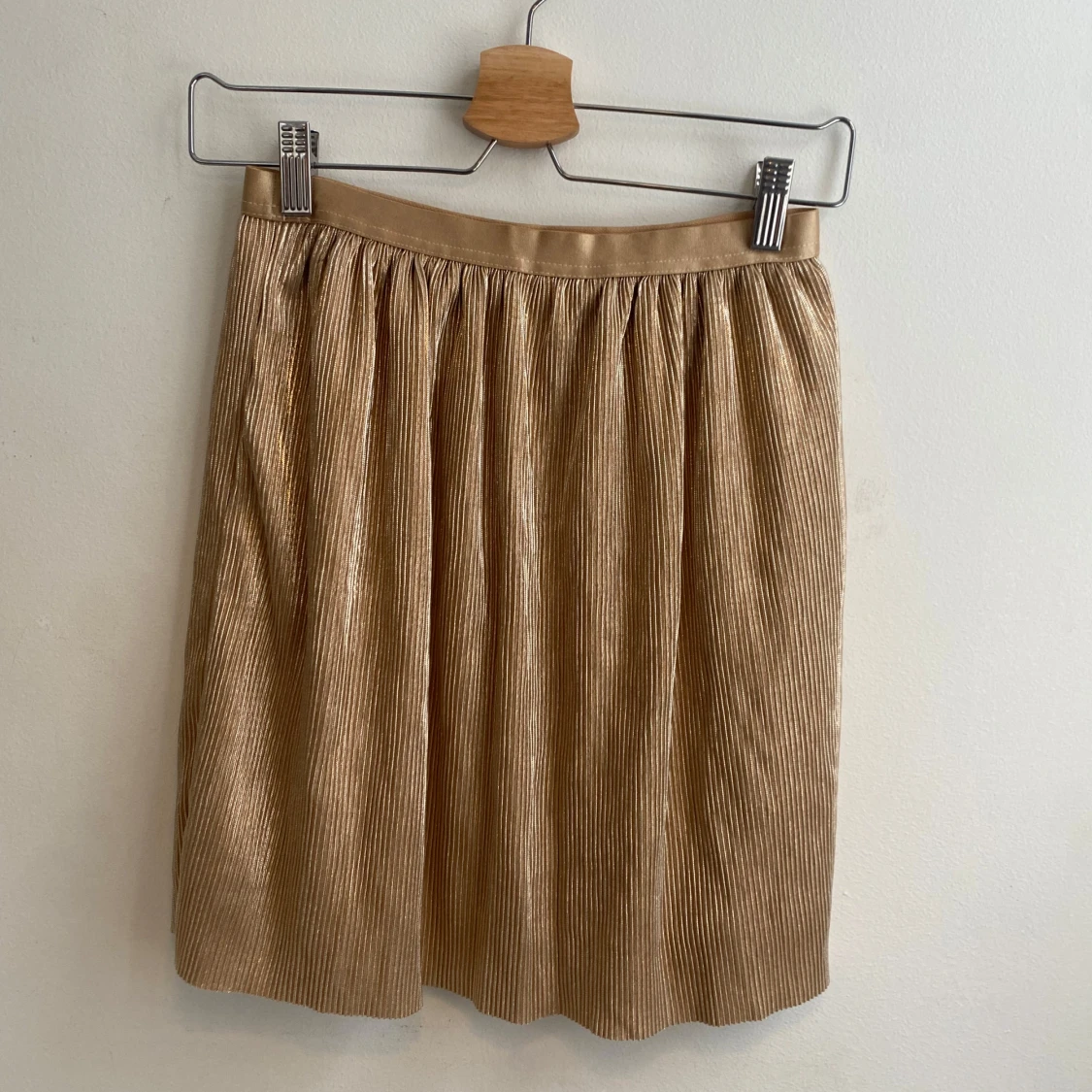 Guldig manchesterkjol