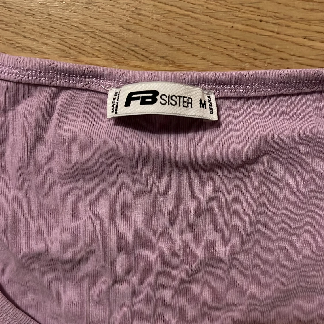 Lila ribbad topp från FB Sister - 91