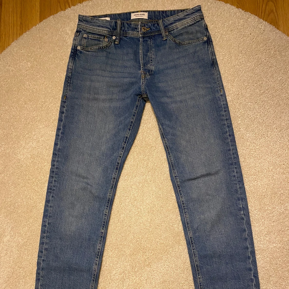 Blå jeans från Jack & Jones - 90