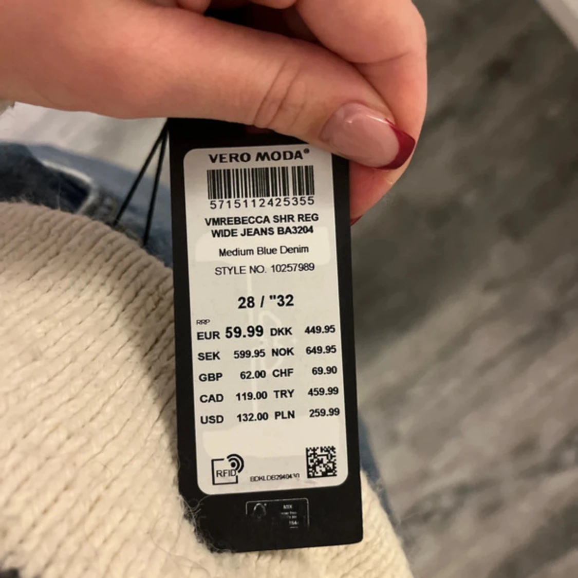 Blå jeans från Vero Moda - 91