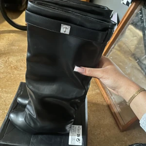 Shark leather boots  - Good condition, only worn once, good leather 