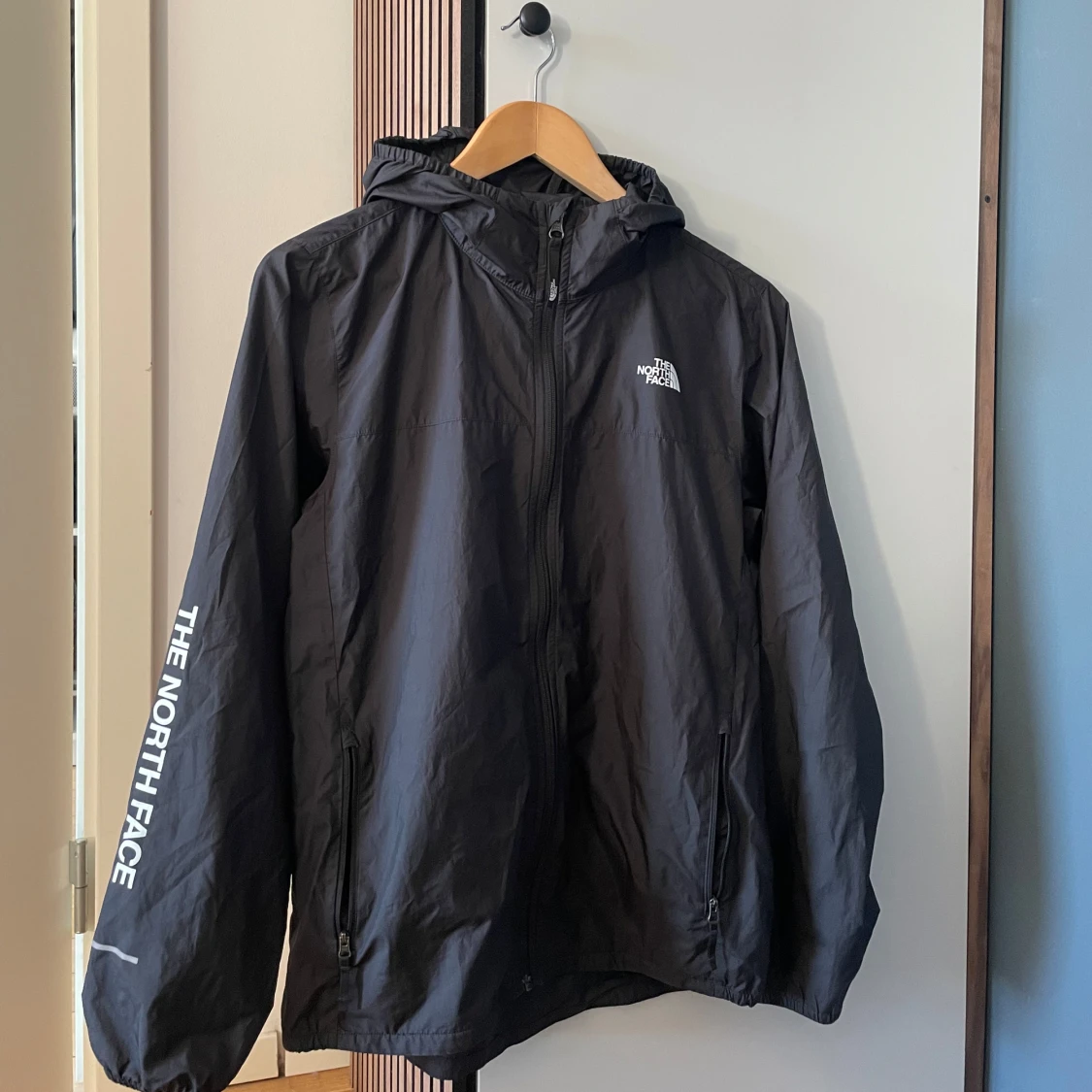 North face vindjacka