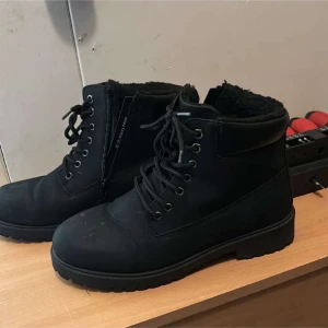 Stövlar  - Använd bara en gång 