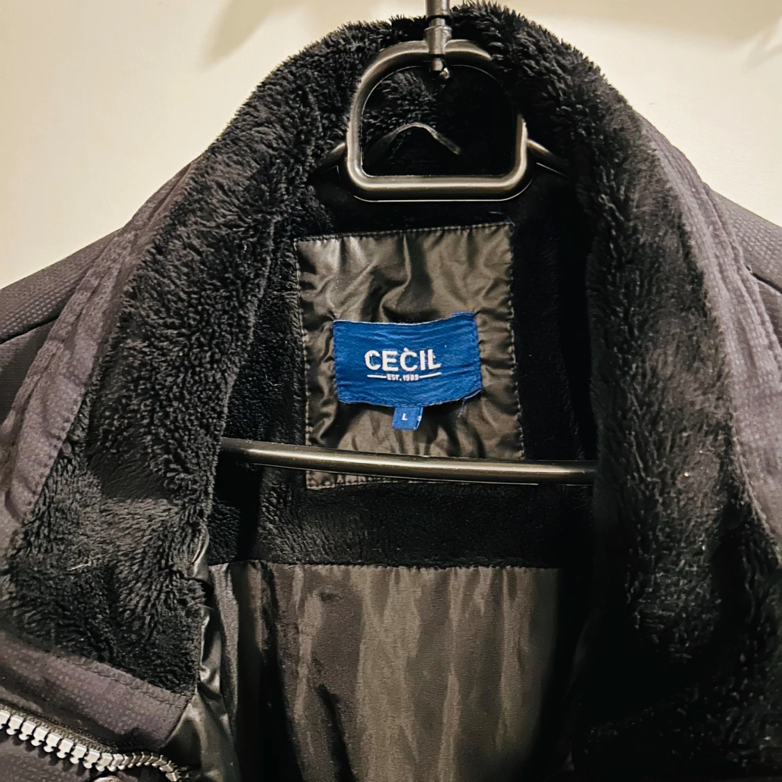 Svart quiltad jacka från Cecil - 91